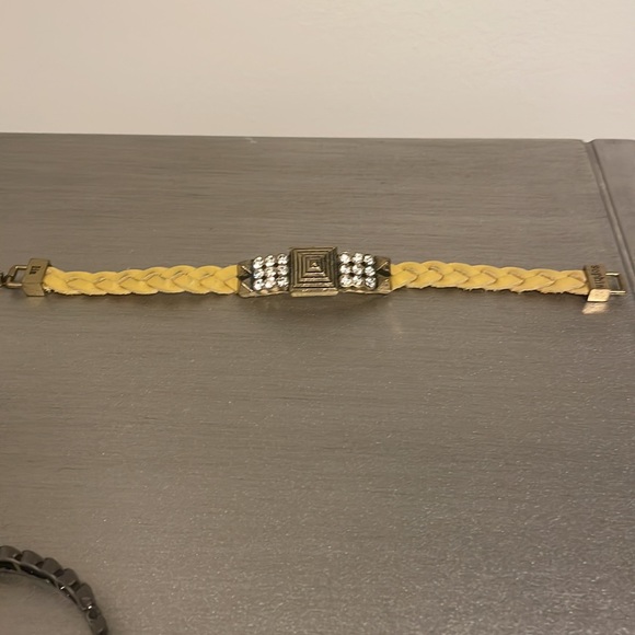 Lia Sophia “Confidant” Yellow Braided Leather Matte Gold Wrap Bracelet NEW - Picture 2 of 3